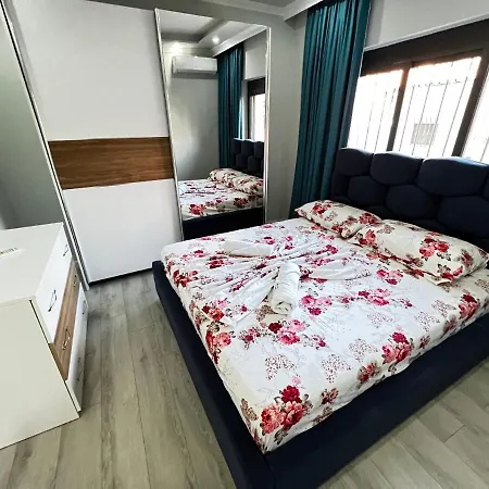 Golden Cherry Apartmán