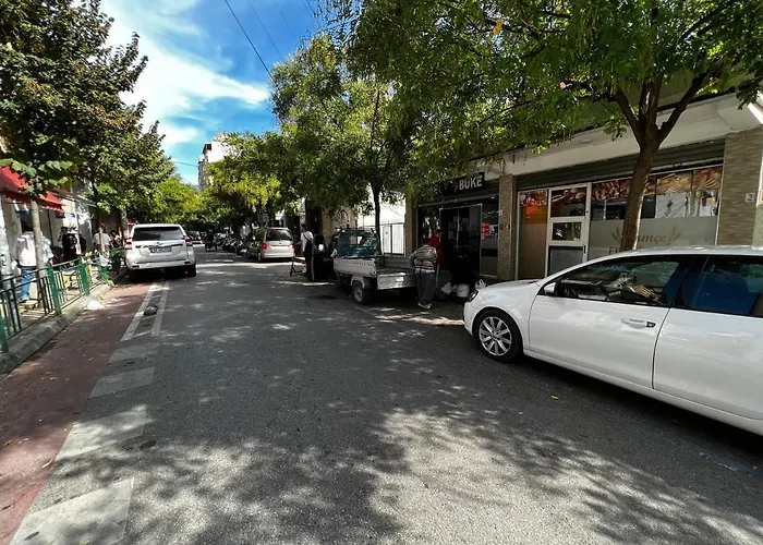 דירה Golden Cherry טיראנה